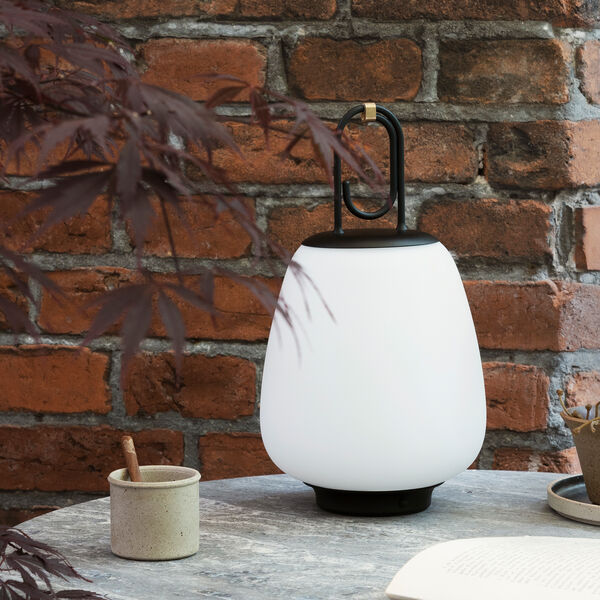 Lucca portabel LED-lampe, black, &Tradition