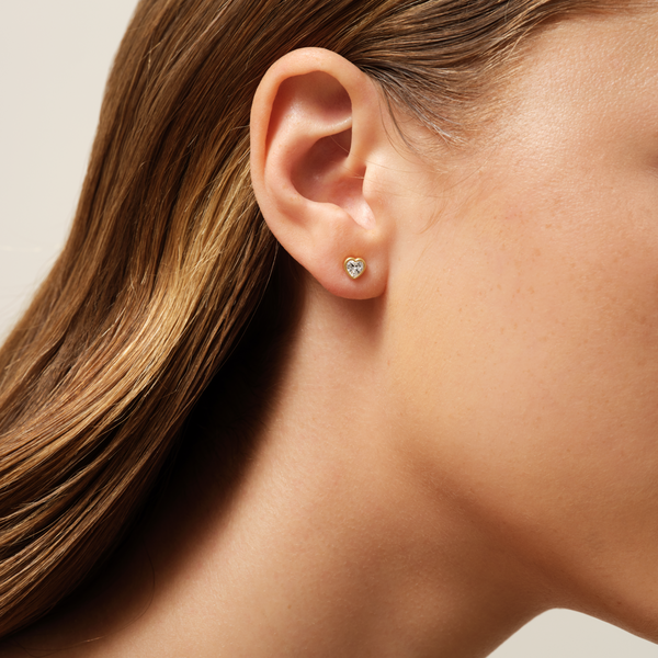 Amorina &Oslash;restikker, Julie Sandlau