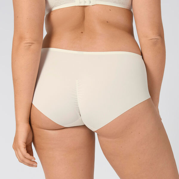 Essential minimizer hipster truse, vanille Essential minimizer hipster truse, vanille, Triumph