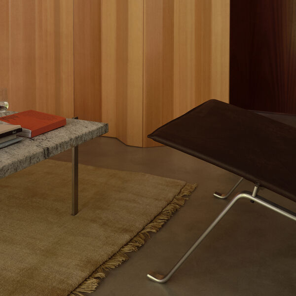 PK22&trade; loungestol, haze dark brown, Fritz Hansen