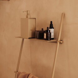 Sama&nbsp;s&aring;pedispenser, cashmere, Ferm Living