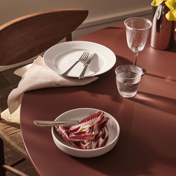 Hvit Riflet tallerken Ø 25 cm Hvit Riflet tallerken Ø 25 cm, Royal Copenhagen