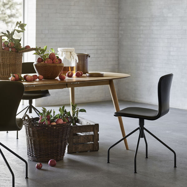 PLAY Chair Swing, black, Bruunmunch Furniture