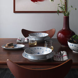 Musselmalt Riflet dyp tallerken, Royal Copenhagen