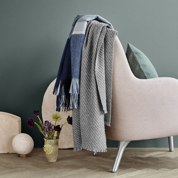 Manhattan pledd, dark blue/asphalt, ELVANG