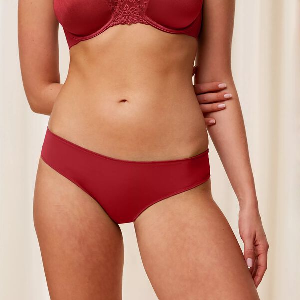 Lovely Micro Brazilian String Briefs, rouge, Triumph