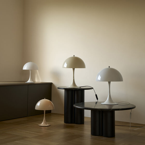 Panthella 320 bordlampe, opal white, Louis Poulsen