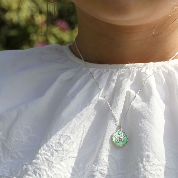 Lykkeliten, s&oslash;lv/eplegr&oslash;nn, Th. Marthinsen