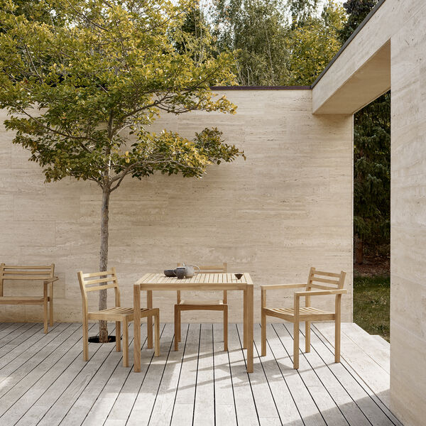 AH502 Outdoor spisbordsstol med armlene, Carl Hansen & S&oslash;n