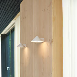 Grasp Wall Lamp oppladbar, matt white, FRANDSEN