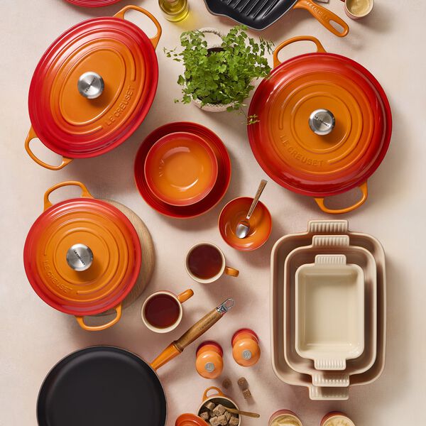 Signature st&oslash;pejern rund gryte &Oslash; 24 cm, volcanic, Le Creuset