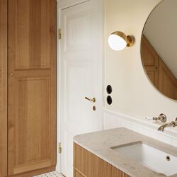 VL Studio vegglampe, messing, Louis Poulsen