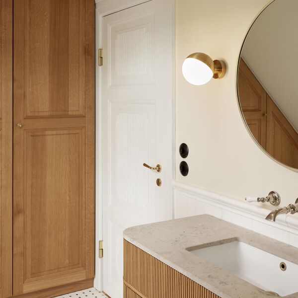 VL Studio vegglampe, messing, Louis Poulsen