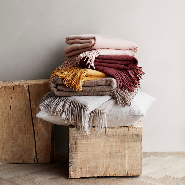 Classic pledd, yellow ocher, ELVANG