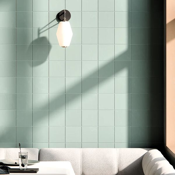 Dahl vegglampe, black/brass/opal white matt glass, Northern