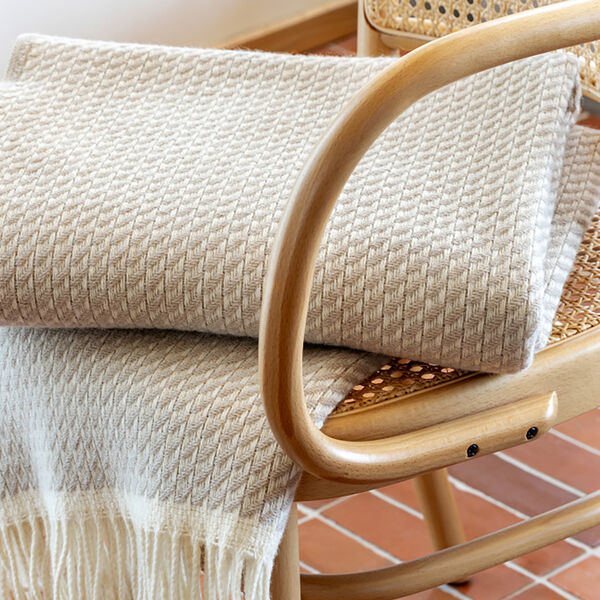 Mello Pledd, Warm Grey, R&oslash;ros Tweed