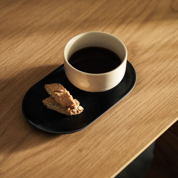 Sand Secrets Oval Plate, black clay Sand Secrets Oval Plate, black clay, Design House Stockholm