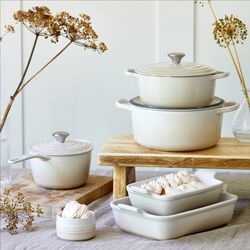 Signature st&oslash;pejern rund gryte &Oslash; 26 cm, meringue, Le Creuset