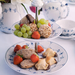 Musselmalt Riflet etasjefat, Royal Copenhagen