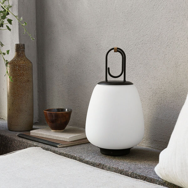 Lucca portabel LED-lampe, black, &Tradition