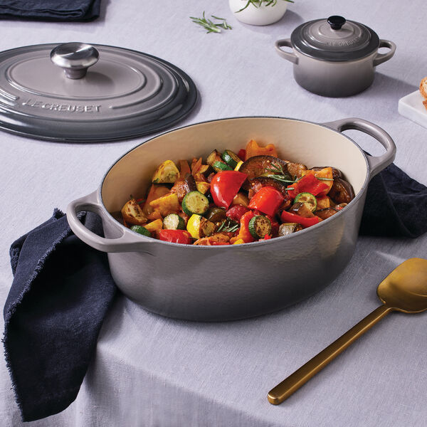 Signature oval gryte 6,3 L, flint, Le Creuset