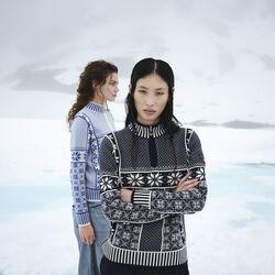 Vard&aring;sen Fem. Sweater, marine offwhite, Dale of Norway