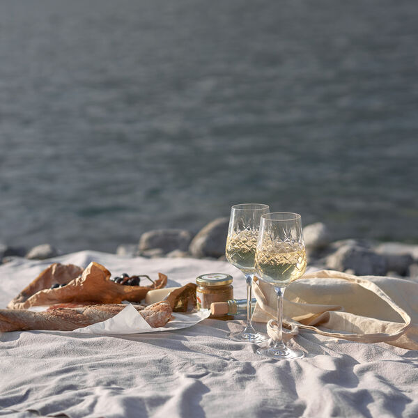 Crispy Madame hvitvinsglass 2 stk., klar Crispy Madame hvitvinsglass 2 stk., klar, Frederik Bagger
