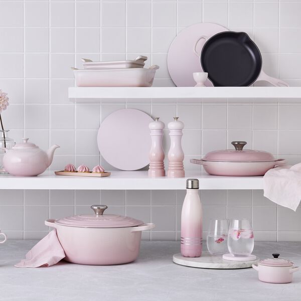 Signature st&oslash;pejern rund gryte &Oslash; 20 cm, shell pink, Le Creuset