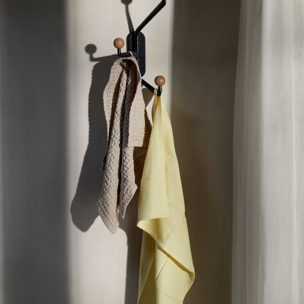 Capture SC74 3-armet knagg, graphite/eik, &Tradition