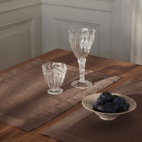 Plain bordbrikke, mahogany brown, Georg Jensen Damask