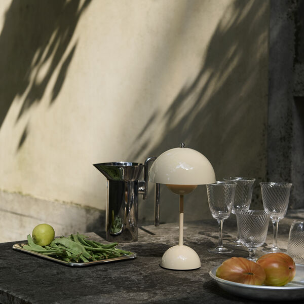 Flowerpot VP9 Portable Table Lamp, ivory, &Tradition