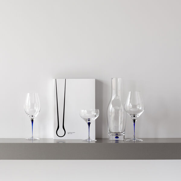 Intermezzo balance vinglass, Orrefors