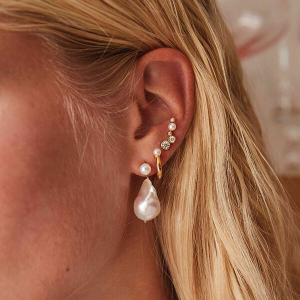 Agnes Pearl Studs, Hultquist Copenhagen