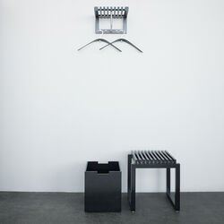 Cutter Stool, svart/eik Cutter Stool, svart/eik, Skagerak by Fritz Hansen