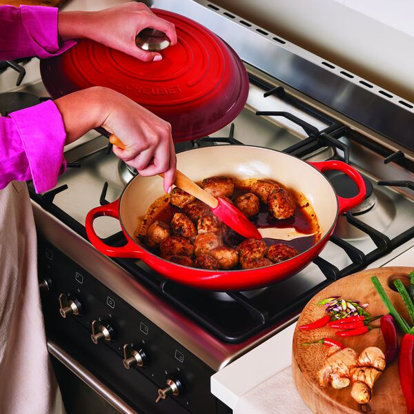 Signature st&oslash;pejern buffetgryte 30 cm, cerise, Le Creuset