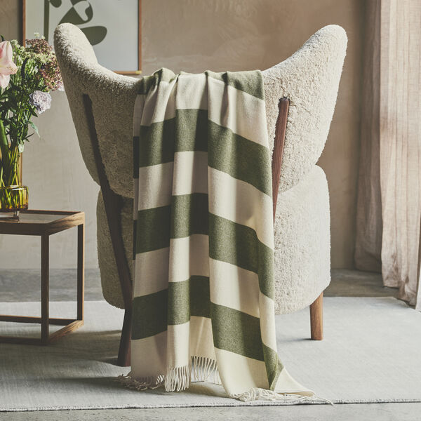 The Sweater Throw, 07802 green, Silkeborg Uldspinderi