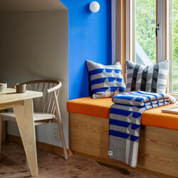 Kvam Pledd, Blue, Røros Tweed