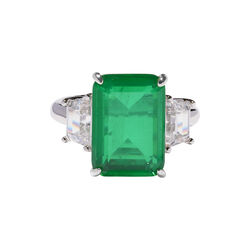 Emerald Trapezoid Trilogy Ring, green, Crystal Haze