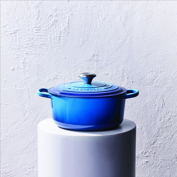 Signature st&oslash;pejern rund gryte &Oslash; 24 cm, azure blue, Le Creuset