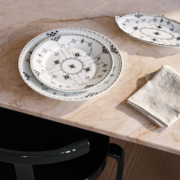 Sort Musselmalt Halvblonde tallerken &Oslash; 27 cm, Royal Copenhagen