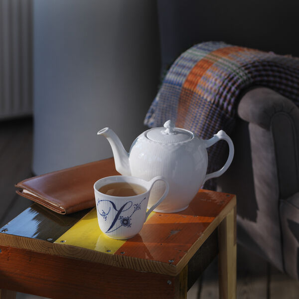 Alfabet krus V, Royal Copenhagen