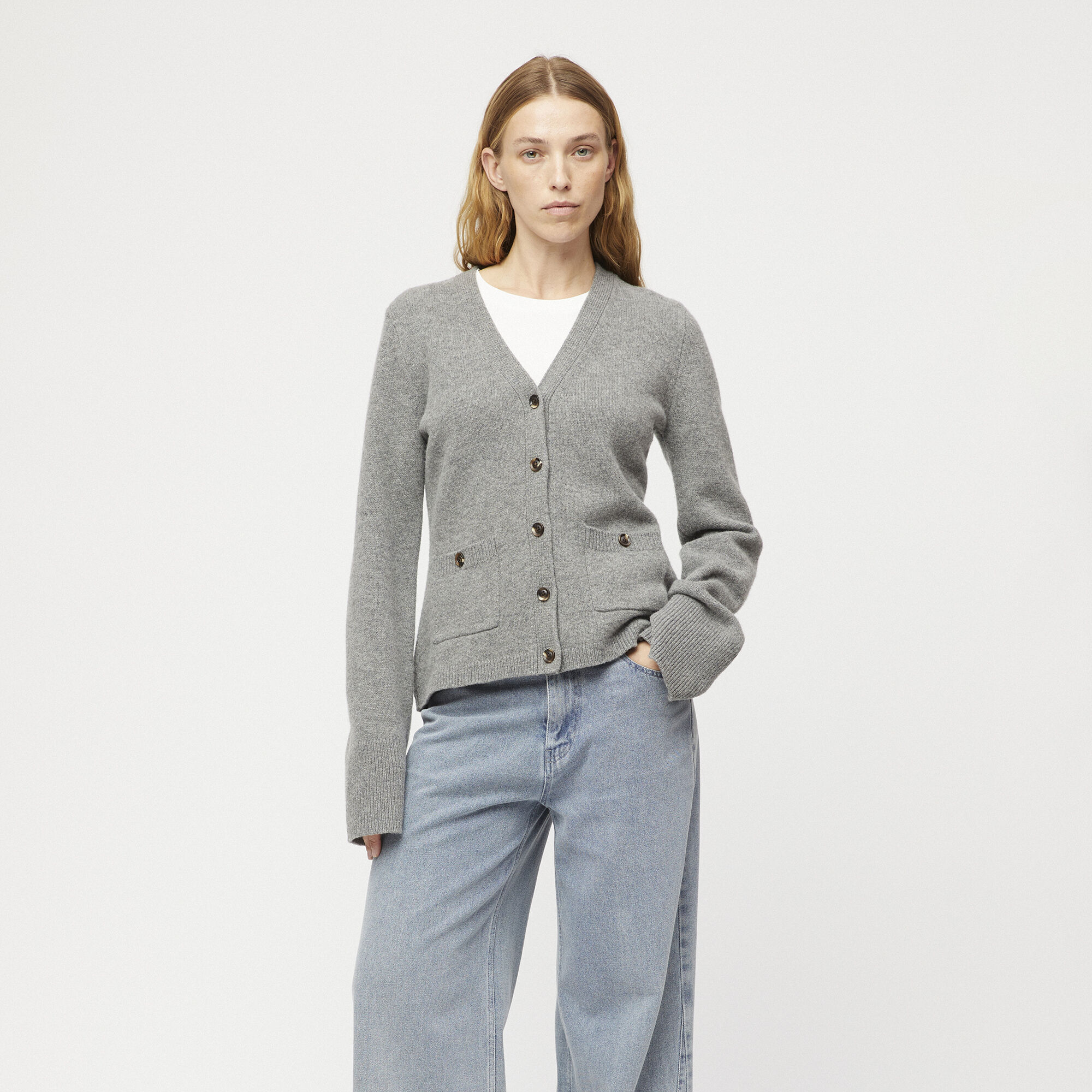 Kjøp Adele Cardigan, graphite fra FWSS