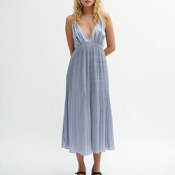 AnnaRS Dress, ice blue, Résumé