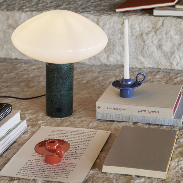 Momento JH39 lysestake, poppy red, &Tradition