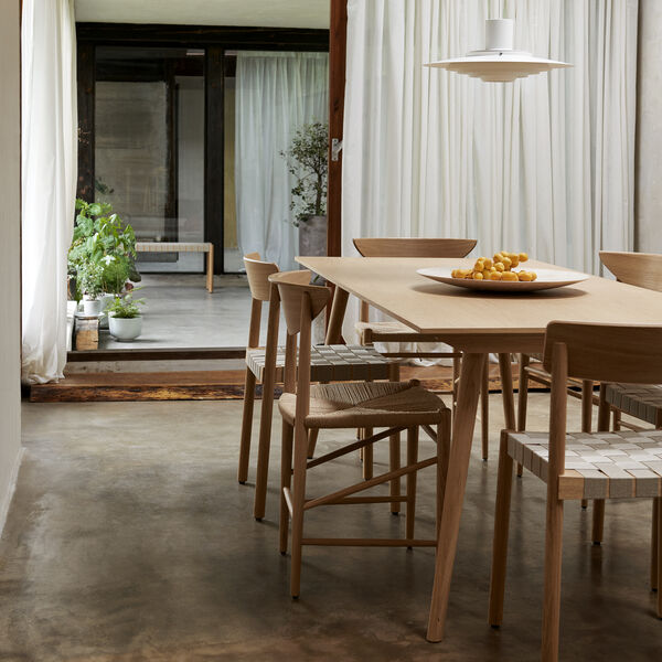 In Between SK5 spisebord, eik In Between SK5 spisebord, eik, &Tradition