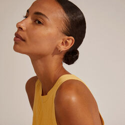 EBNA mini krystall huggie hoops, gullbelagt, Pilgrim