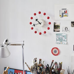 Ball Clock, red, Vitra 