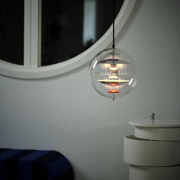VP Globe Pendant, chrome/red/blue, Ø 28 cm, Verpan