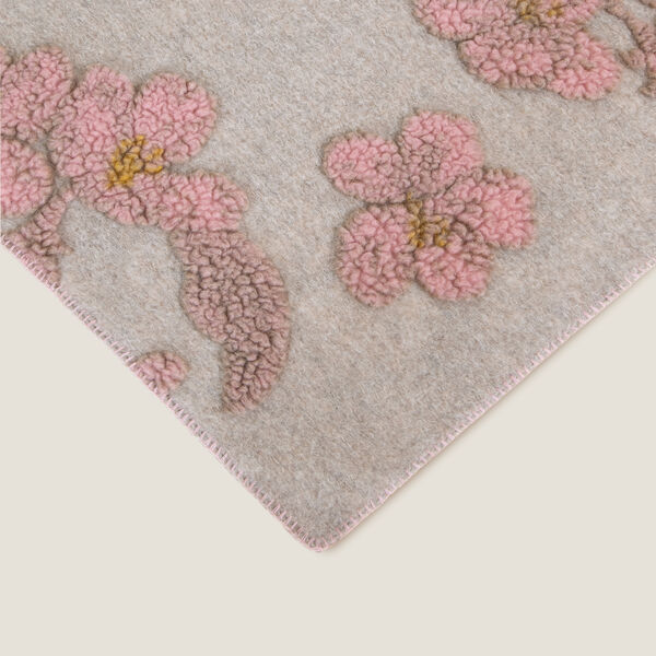 Magnolia pledd - lett kort ull, rosa/beige, Frati Home