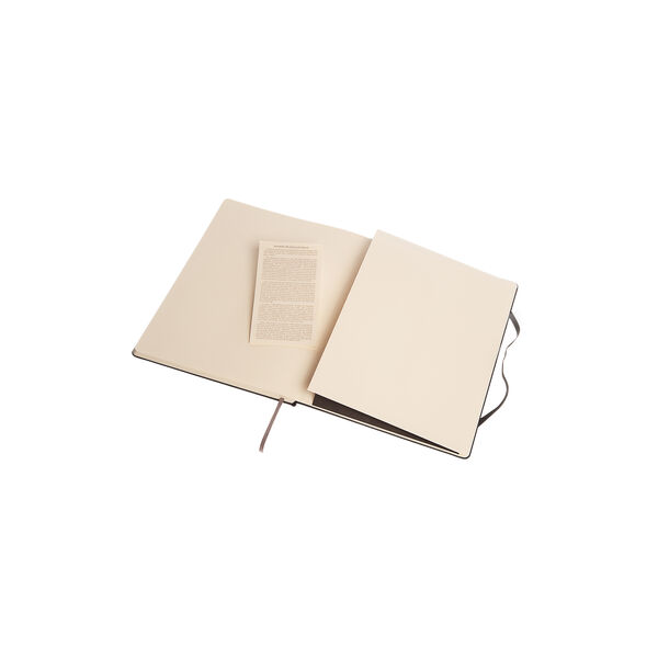 Classic Notebook linjerte sider, sort Classic Notebook linjerte sider, sort, Moleskine